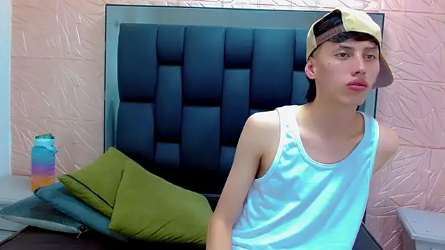 Snapshot of thaigo_twink38 chatting on December 4, 2025, 5:50 am thaigo twink38 online show from December 4, 2025, 5:50 am