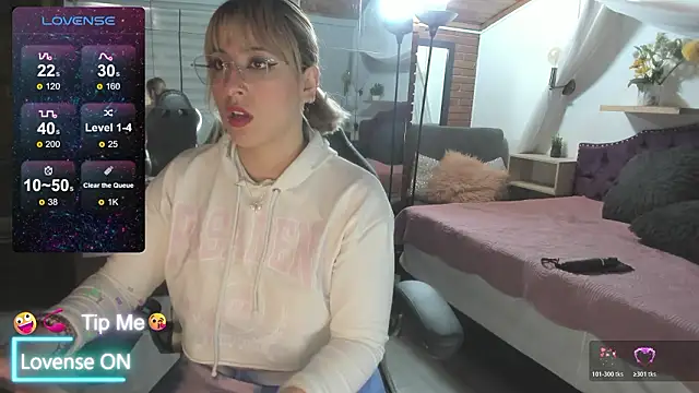 sophialyh 1 online show from March 24, 2026, 1:00 pm