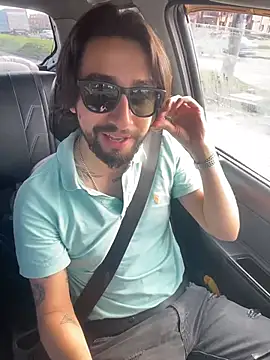 maximusdominus26 online show from November 9, 2025, 1:04 pm