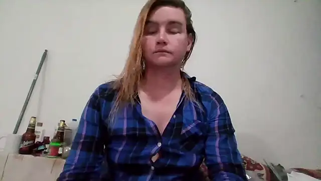 Snapshot of vagimosa chatting on December 3, 2025, 2:56 am vagimosa online show from December 3, 2025, 2:56 am