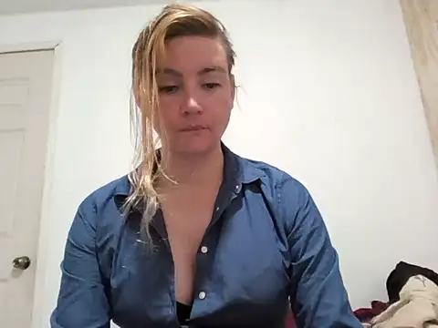 Snapshot of vagimosa chatting on October 13, 2025, 7:43 am vagimosa online show from October 13, 2025, 7:43 am