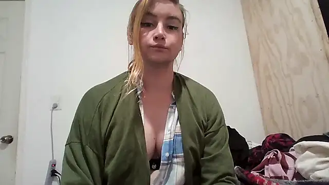 Snapshot of vagimosa chatting on October 28, 2025, 8:52 pm vagimosa online show from October 28, 2025, 8:52 pm