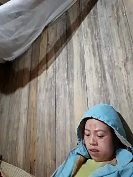 Snapshot of Tuyet_xx chatting on November 29, 2025, 10:54 pm Tuyet xx online show from November 29, 2025, 10:54 pm