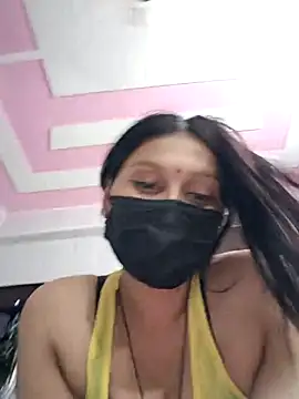 Snapshot of Tanya-905 chatting on April 30, 2026, 8:57 pm Tanya-905 online show from April 30, 2026, 8:57 pm