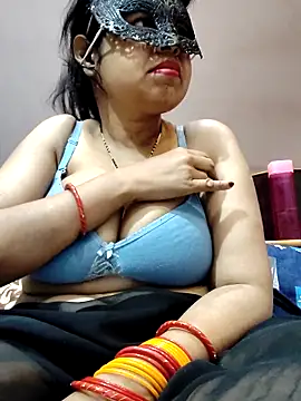 Snapshot of Hot__bhabhi_99 chatting on March 2, 2026, 5:08 am Hot bhabhi 99 online show from March 2, 2026, 5:08 am