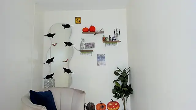 Snapshot of Amary_turner chatting on October 29, 2025, 12:15 pm Amary turner online show from October 29, 2025, 12:15 pm