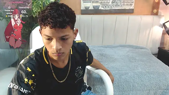 Snapshot of Sammy_Millers chatting on April 7, 2026, 7:37 pm Sammy Millers online show from April 7, 2026, 7:37 pm