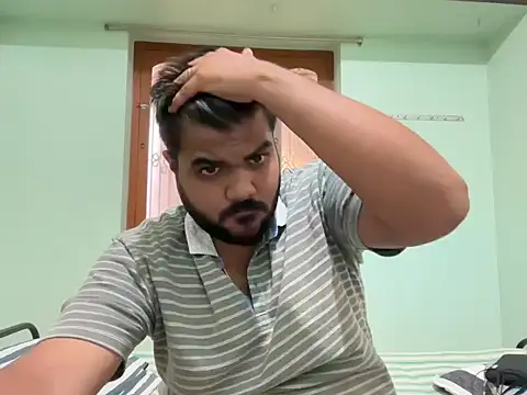 Snapshot of Romeo_Sam2 chatting on October 15, 2025, 3:49 am Romeo Sam2 online show from October 15, 2025, 3:49 am