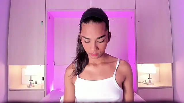 AnahiCollins online show from March 12, 2026, 11:36 am