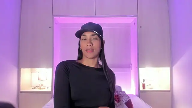 Snapshot of AnahiCollins chatting on February 1, 2026, 11:41 am AnahiCollins online show from February 1, 2026, 11:41 am