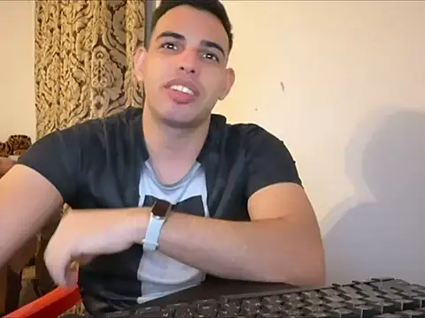 Snapshot of _Djonson_ chatting on October 1, 2025, 6:23 pm  Djonson  online show from October 1, 2025, 6:23 pm