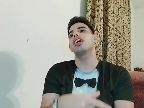 Snapshot of _Djonson_ chatting on October 12, 2025, 4:19 pm  Djonson  online show from October 12, 2025, 4:19 pm