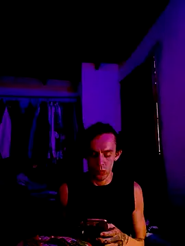 Snapshot of monroedelrey chatting on December 14, 2025, 10:15 pm monroedelrey online show from December 14, 2025, 10:15 pm