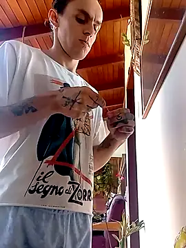 monroedelrey online show from February 17, 2026, 4:59 pm