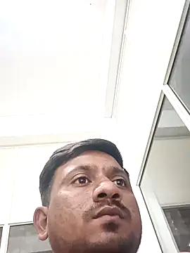 Snapshot of SlipperyRebound0 chatting on November 7, 2025, 1:48 pm SlipperyRebound0 online show from November 7, 2025, 1:48 pm