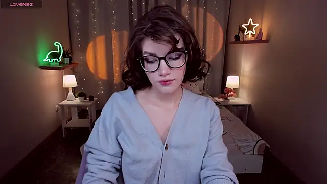 Snapshot of CathyAdams chatting on November 22, 2025, 9:19 am CathyAdams online show from November 22, 2025, 9:19 am