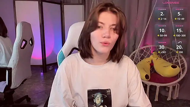 Snapshot of CathyAdams chatting on October 27, 2025, 3:29 am CathyAdams online show from October 27, 2025, 3:29 am