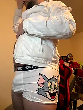 Snapshot of KingAdonisss chatting on November 27, 2025, 8:31 pm KingAdonisss online show from November 27, 2025, 8:31 pm