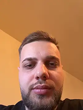 Snapshot of KingAdonisss chatting on November 25, 2025, 6:41 pm KingAdonisss online show from November 25, 2025, 6:41 pm