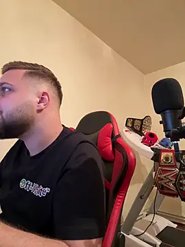 Snapshot of KingAdonisss chatting on October 29, 2025, 4:06 pm KingAdonisss online show from October 29, 2025, 4:06 pm