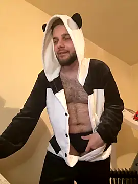 Snapshot of KingAdonisss chatting on October 31, 2025, 2:02 pm KingAdonisss online show from October 31, 2025, 2:02 pm