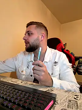 Snapshot of KingAdonisss chatting on November 11, 2025, 5:08 pm KingAdonisss online show from November 11, 2025, 5:08 pm