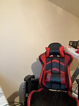 Snapshot of KingAdonisss chatting on November 16, 2025, 5:50 pm KingAdonisss online show from November 16, 2025, 5:50 pm