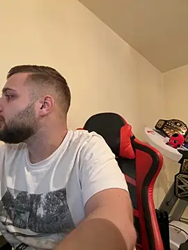 Snapshot of KingAdonisss chatting on October 25, 2025, 12:17 pm KingAdonisss online show from October 25, 2025, 12:17 pm