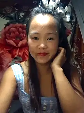 Snapshot of Alice_wo chatting on October 12, 2025, 12:12 am Alice wo online show from October 12, 2025, 12:12 am