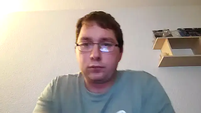 Snapshot of stivi2526 chatting on September 30, 2025, 8:37 pm stivi2526 online show from September 30, 2025, 8:37 pm