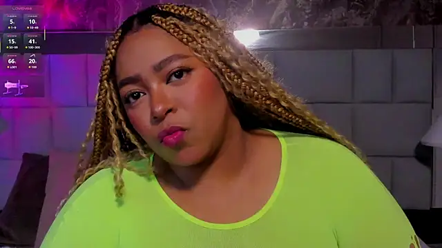 Snapshot of Fenty_melo chatting on November 12, 2025, 4:16 am Fenty melo online show from November 12, 2025, 4:16 am