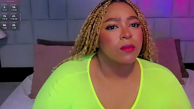 Snapshot of Fenty_melo chatting on October 26, 2025, 3:40 am Fenty melo online show from October 26, 2025, 3:40 am