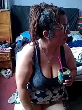 Snapshot of PutaAma420 chatting on October 27, 2025, 4:52 pm PutaAma420 online show from October 27, 2025, 4:52 pm