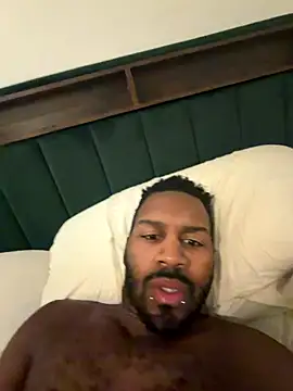 Snapshot of asianblacklove chatting on December 15, 2025, 4:29 am asianblacklove online show from December 15, 2025, 4:29 am