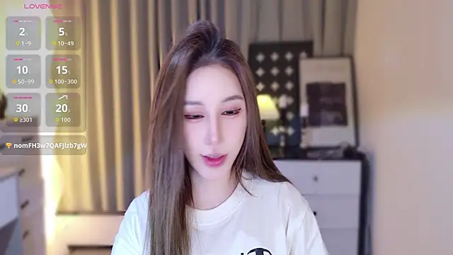 Snapshot of funnygirl0929 chatting on April 8, 2026, 2:29 pm funnygirl0929 online show from April 8, 2026, 2:29 pm