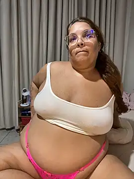 Livpoppe online show from April 14, 2026, 1:43 am