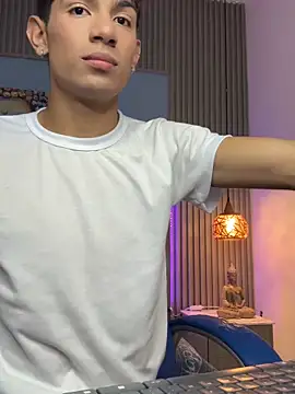 Snapshot of cherub_ chatting on November 26, 2025, 12:49 pm cherub online show from November 26, 2025, 12:49 pm