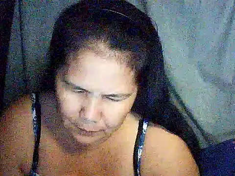Snapshot of milagrose_rose chatting on June 19, 2026, 1:17 pm milagrose rose online show from June 19, 2026, 1:17 pm