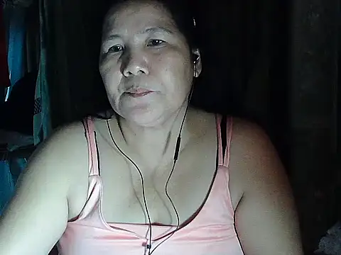 Snapshot of milagrose_rose chatting on May 17, 2026, 11:21 am milagrose rose online show from May 17, 2026, 11:21 am