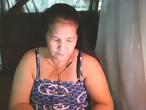 Snapshot of milagrose_rose chatting on May 23, 2026, 10:42 pm milagrose rose online show from May 23, 2026, 10:42 pm