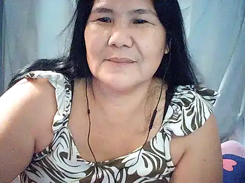 Snapshot of milagrose_rose chatting on June 14, 2026, 11:17 pm milagrose rose online show from June 14, 2026, 11:17 pm