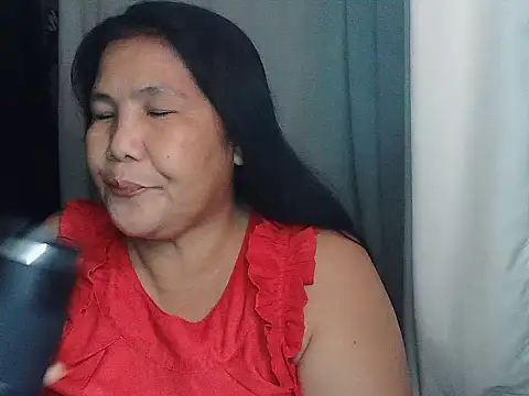 Snapshot of milagrose_rose chatting on May 8, 2026, 10:08 am milagrose rose online show from May 8, 2026, 10:08 am