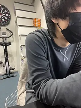 Snapshot of mikan_kun_st chatting on October 22, 2025, 12:32 am mikan kun st online show from October 22, 2025, 12:32 am