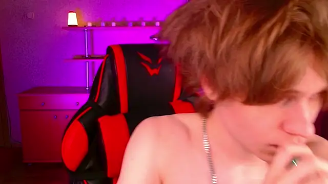 Snapshot of jeffreyue chatting on November 4, 2025, 5:28 pm jeffreyue online show from November 4, 2025, 5:28 pm