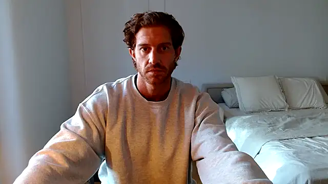 Italoalpha online show from October 24, 2025, 9:19 am