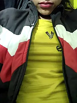 Hotty ruvi online show from October 30, 2025, 7:22 pm