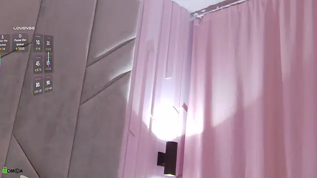 AnnaNoir online show from March 18, 2026, 1:57 pm