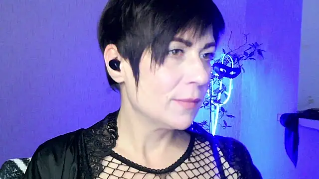 Snapshot of Ashley_Brookss chatting on November 28, 2025, 4:51 pm Ashley Brookss online show from November 28, 2025, 4:51 pm