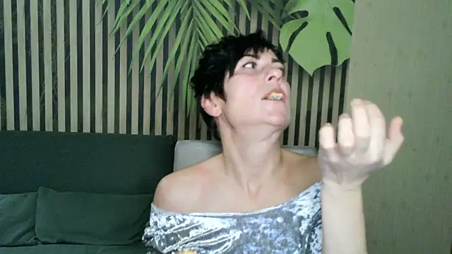 Snapshot of Ashley_Brookss chatting on October 24, 2025, 8:52 pm Ashley Brookss online show from October 24, 2025, 8:52 pm