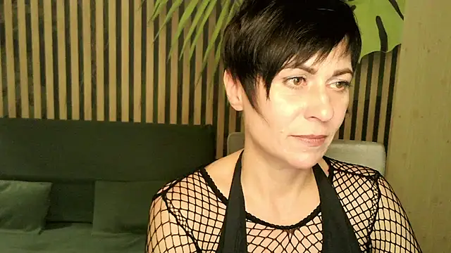 Snapshot of Ashley_Brookss chatting on October 29, 2025, 6:18 pm Ashley Brookss online show from October 29, 2025, 6:18 pm